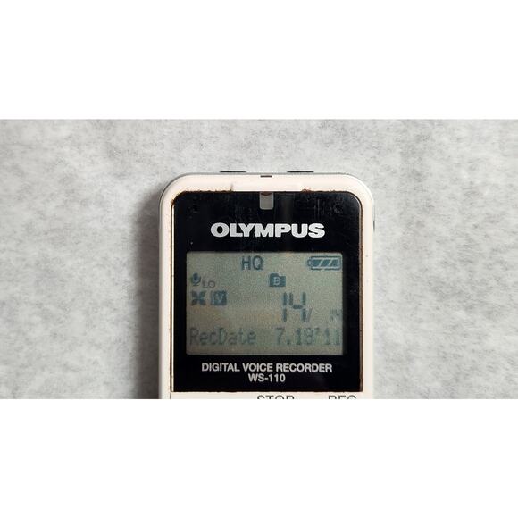 Olympus Tested WS-110 Digital Voice Recorder W/ USB Capabilities 256MB Pre-owned - Picture 2 of 8
